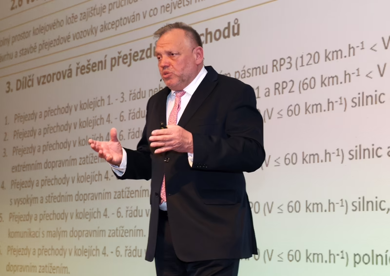 Seminář „Typová řešení železničních přejezdů“